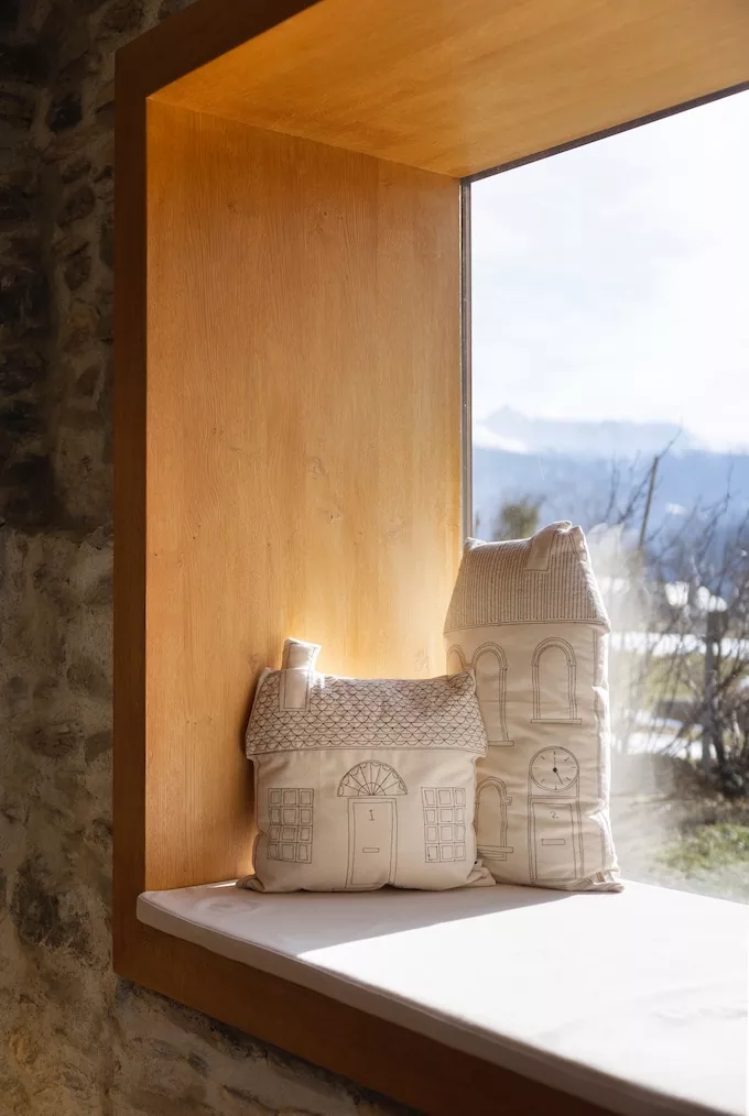 L’Eglise, Design d'intérieur · chalet · 11