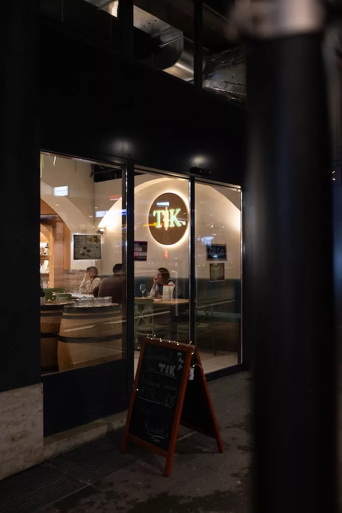 Restaurant TIK, Interior design · restaurant · 19