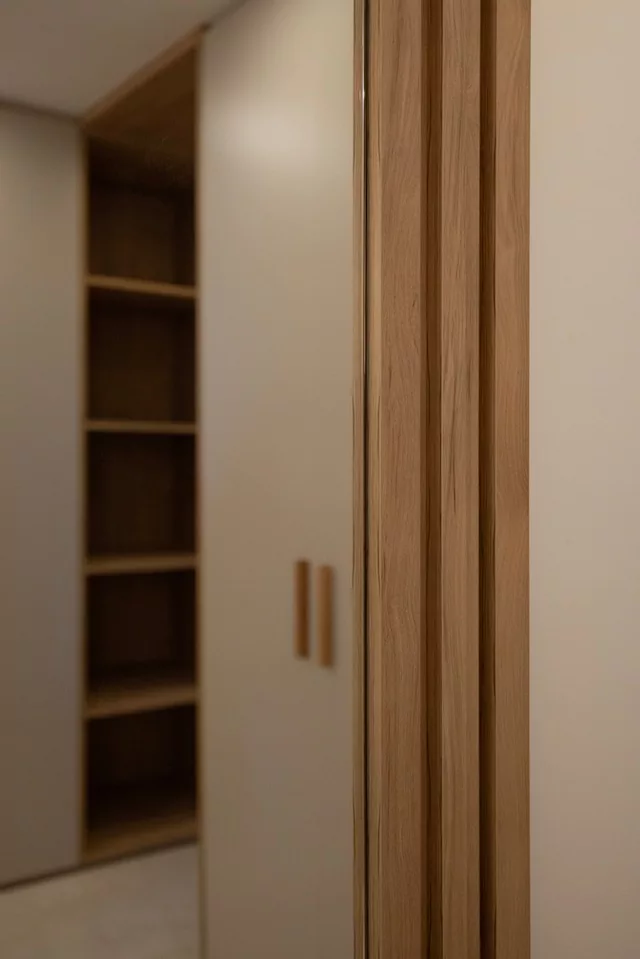 Rouge, Design d'intérieur · dressing · 14